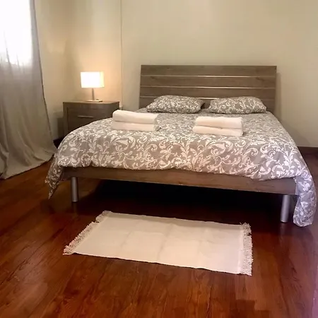 Romanou Suites - 2 Bdr -close To The Center