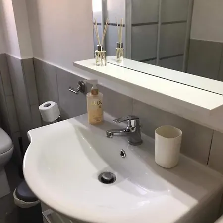 Romanou Suites - 2 Bdr -close To The Center 니코시아
