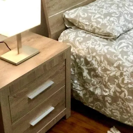 Romanou Suites - 2 Bdr -close To The Center